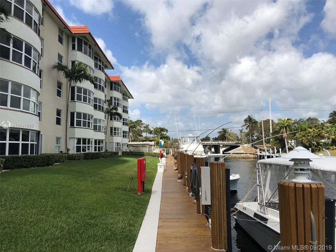 5100 Bayview Dr Unit 105, Fort Lauderdale, FL 33308 Condo for Rent in