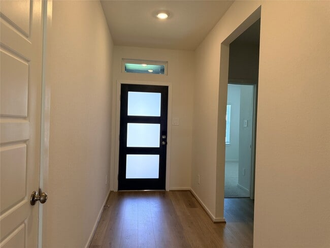 Foto del edificio - 16266 Parish Pointe Ct
