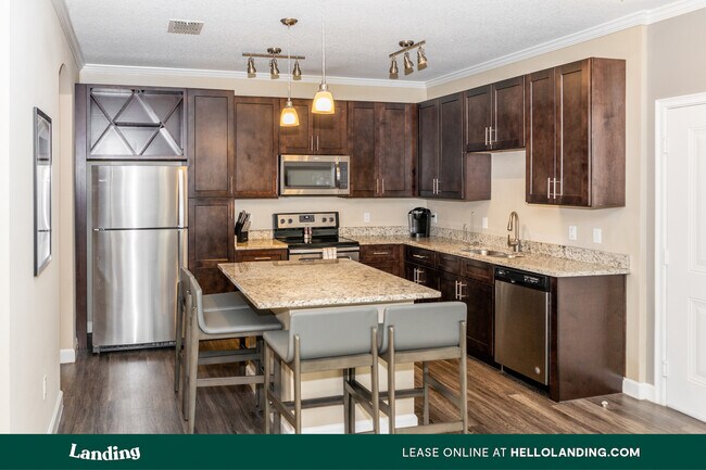 Foto del edificio - 11128 Grande Pines Cir