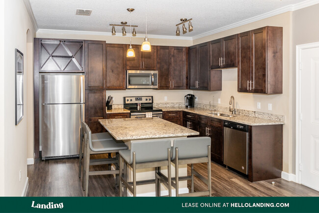 Building Photo - 11128 Grande Pines Cir