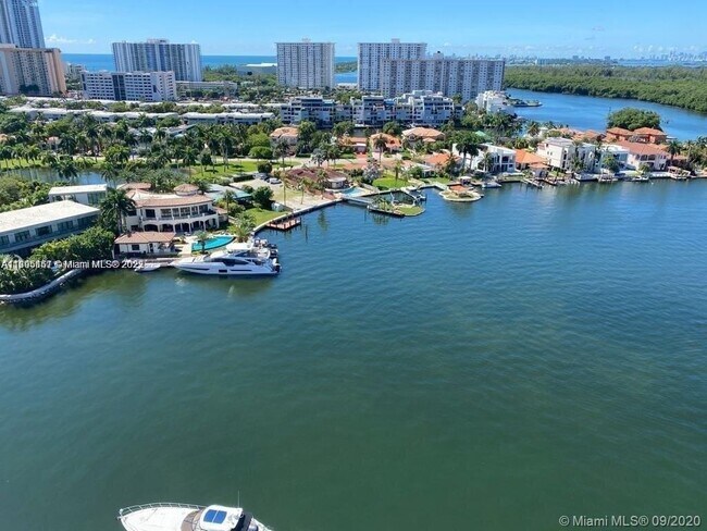 Foto del edificio - 400 Sunny Isles Blvd