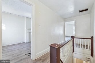 Building Photo - 326 E Airy St