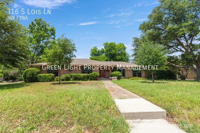 Photo - 316 S Lois Ln House