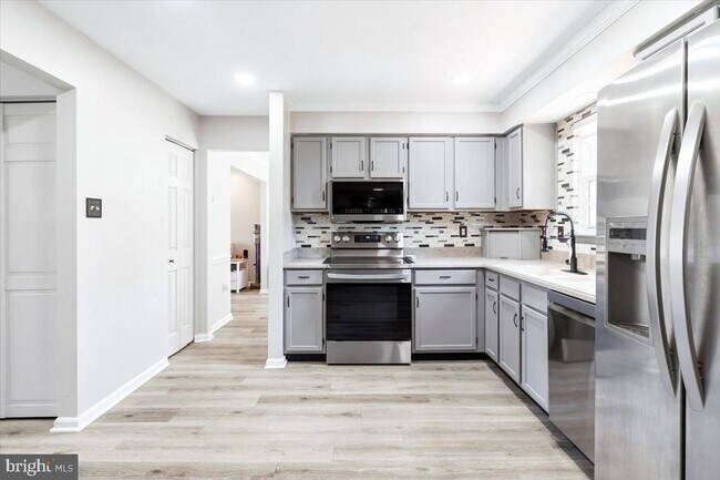 Foto del edificio - 5021 Mallard Ln
