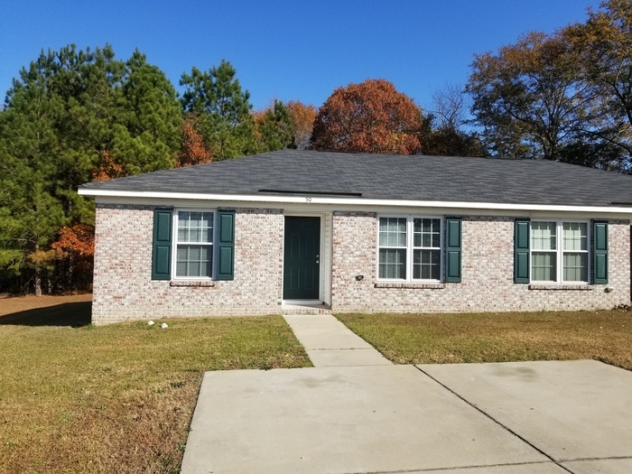 Primary Photo - Cute Apartment for Rent in Benson, NC!