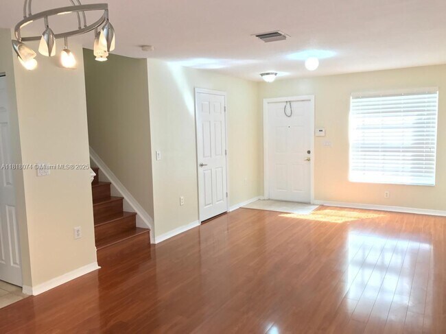 Foto del edificio - 2198 NW 171st Terrace
