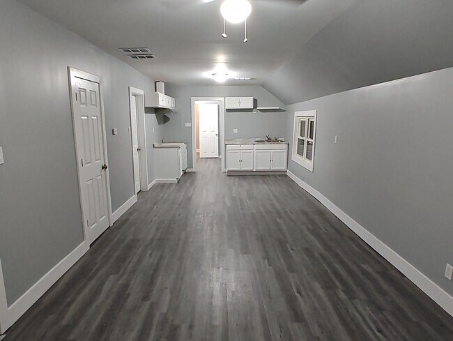 Building Photo - 4232 Dearborn Ave