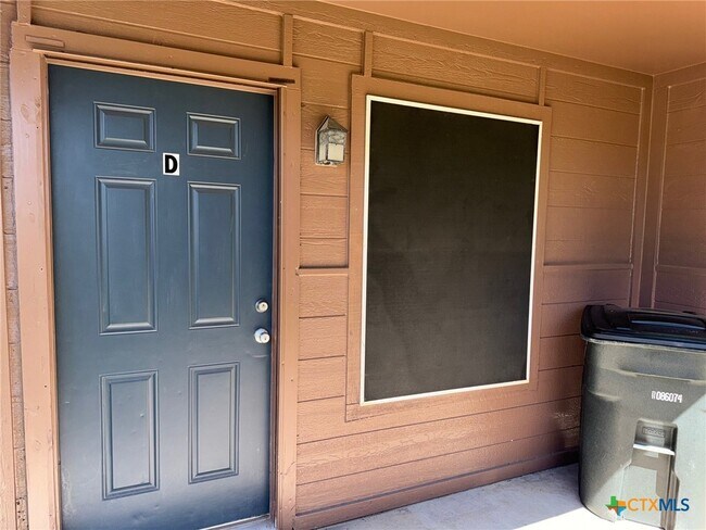 Foto del edificio - 1207 Charisse St