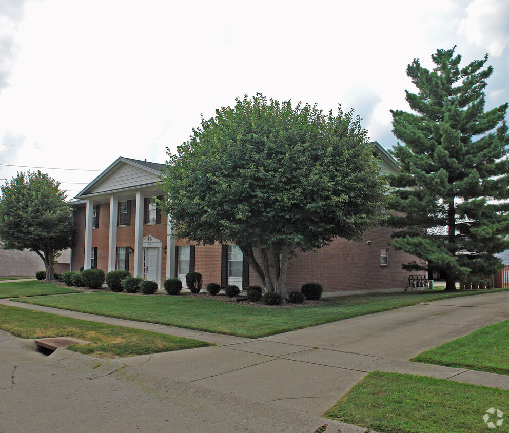 Building Photo - 1264 Cloverfield Ave