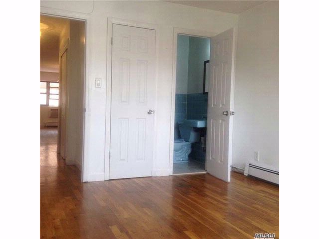 Building Photo - 1845 26th Rd