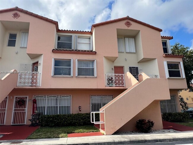 Foto del edificio - 1368 NW 24th Ave