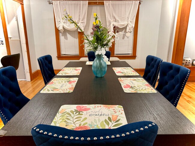 Foto del edificio - 799 Pleasant St