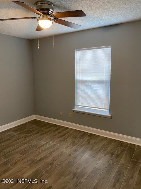 Foto del edificio - 4410 Melissa Ct W