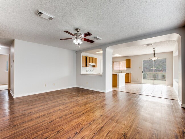 Building Photo - San Antonio, TX - House - $1,745.00 Availa...