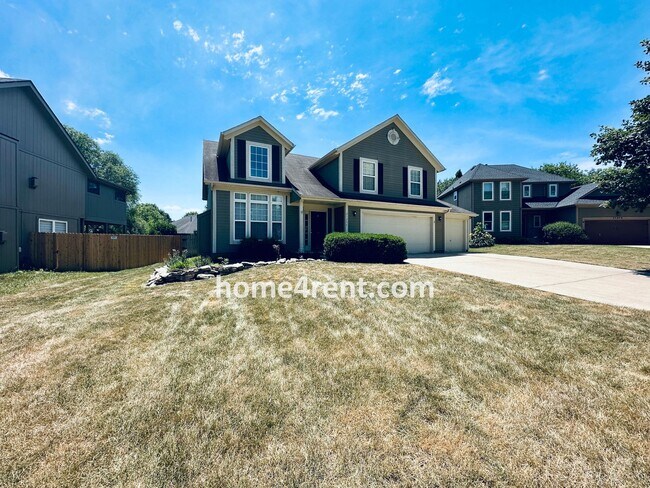 Foto del edificio - Four Bedroom Olathe Home in a Quiet Neighb...
