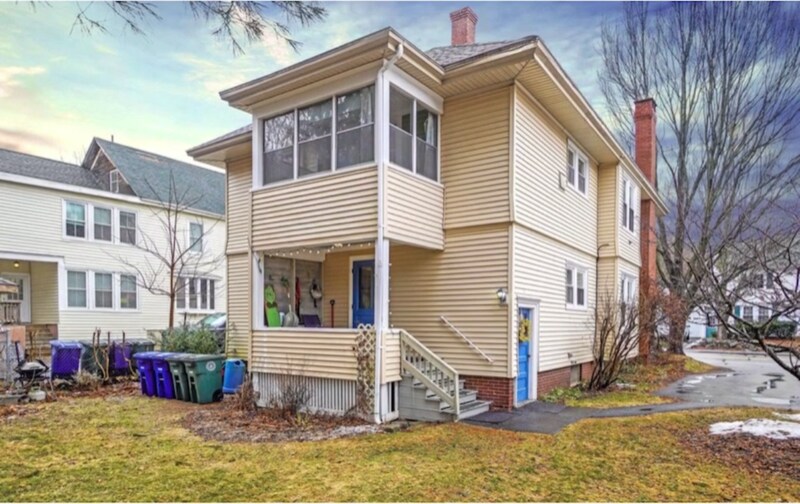 Building Photo - 123 Forest St