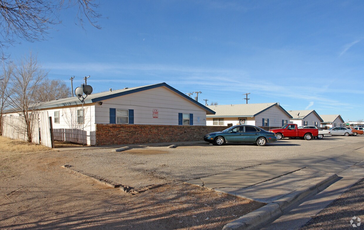 1302 52nd St, Lubbock, TX 79412 Apartments in Lubbock, TX