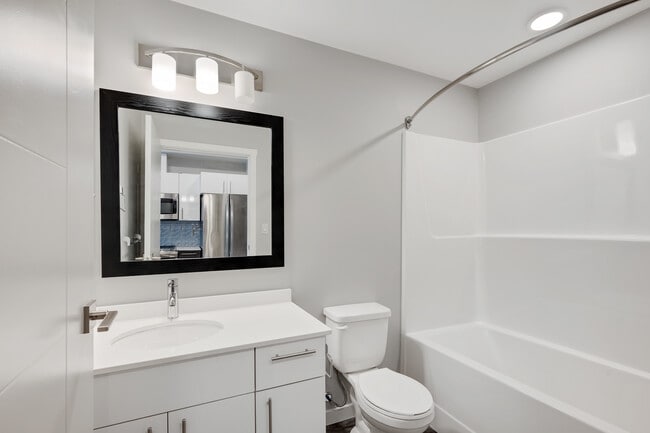 Building Photo - Treanor Terrace Apartments