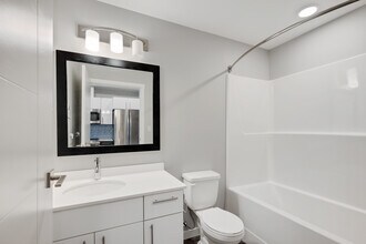 Building Photo - Treanor Terrace Apartments
