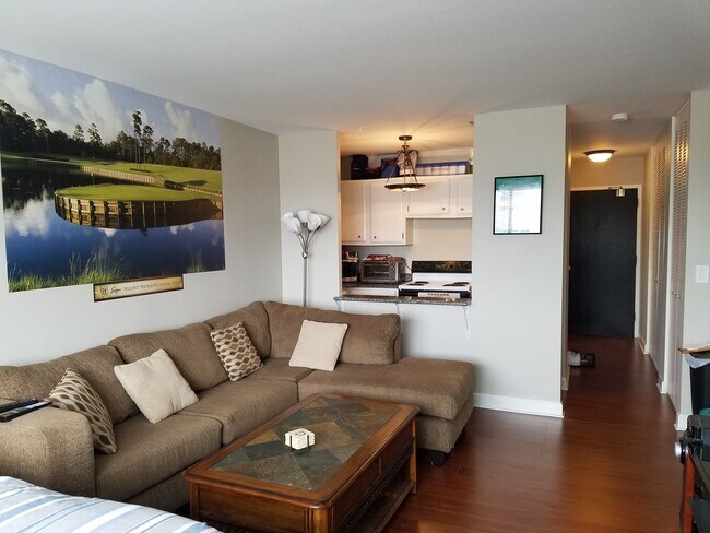 Foto del edificio - 607 W Wrightwood Ave