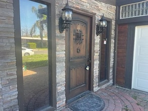 Building Photo - 19410 Blythe St