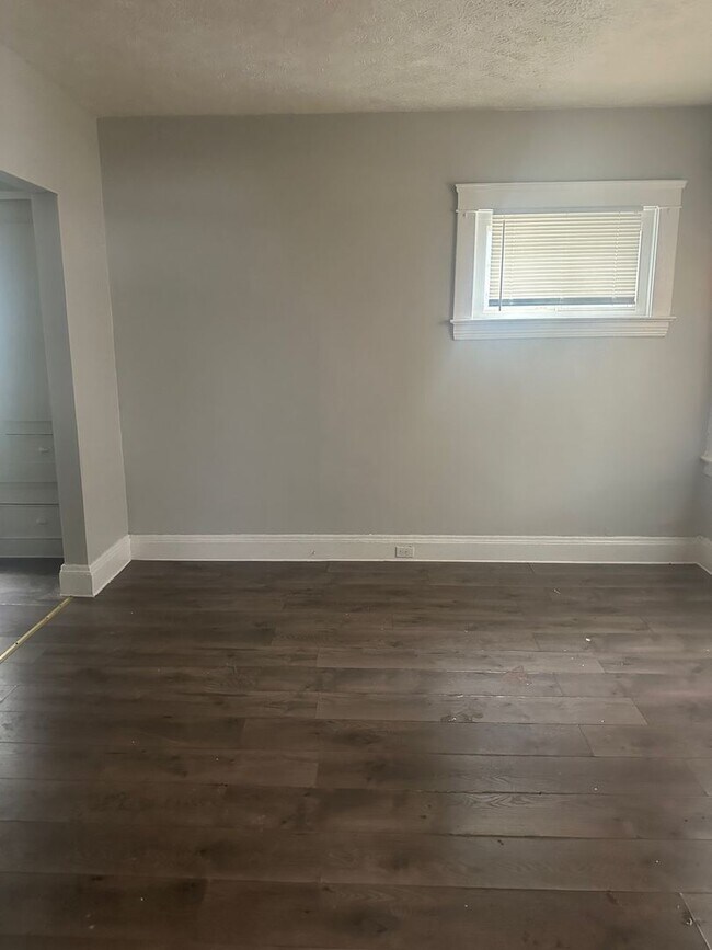 Foto del edificio - Nice Cozy downstairs unit