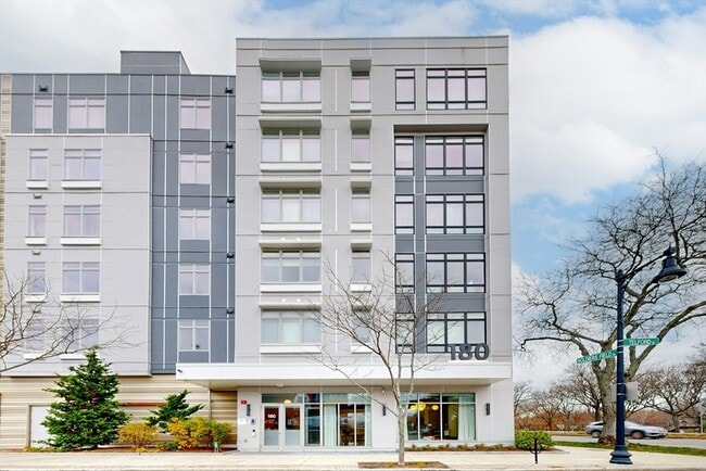 Foto del edificio - 180 Telford St