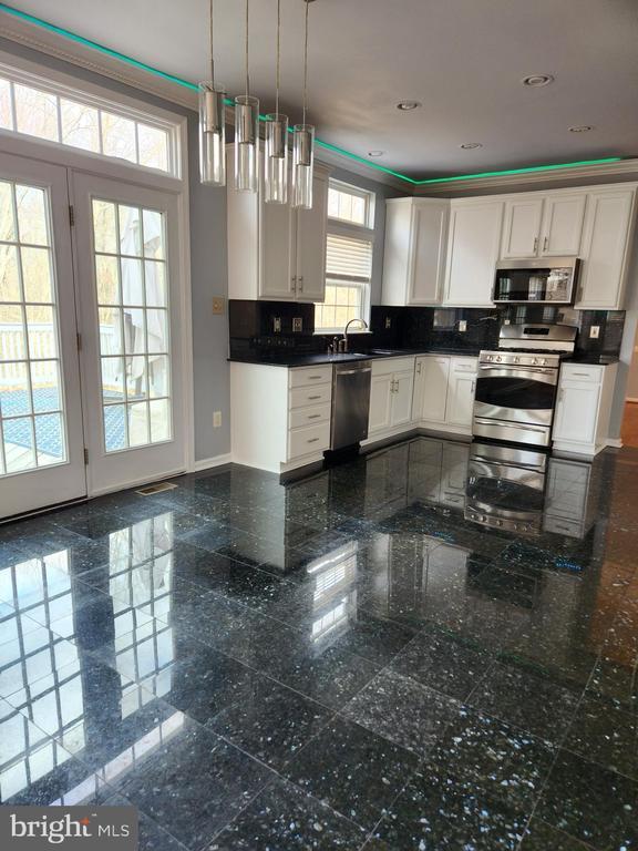 Foto del edificio - 3815 Carlyle Ct