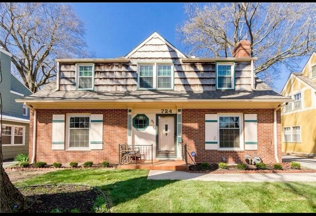 Foto del edificio - 724 W Gregory Blvd