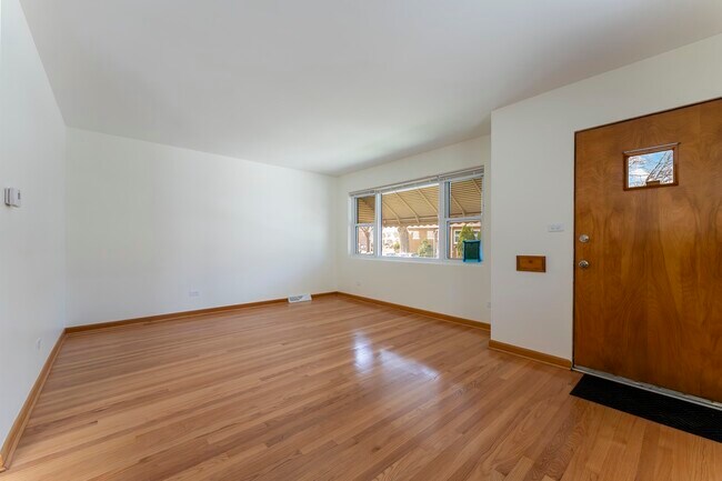 Foto del edificio - 2619 Home Ave