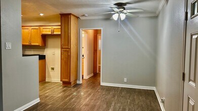 Interior Photo - Summer Crest Apartments