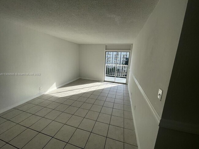 Building Photo - 801 NW 47th Ave