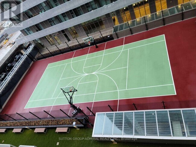 Building Photo - 15 Lower Jarvis St