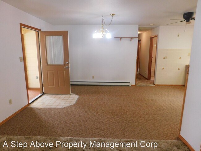 Building Photo - 3 br, 2 bath House - 13 Madeira Court