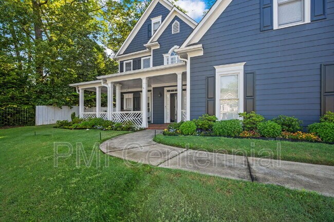 Building Photo - 2506 Retreat Dr NE