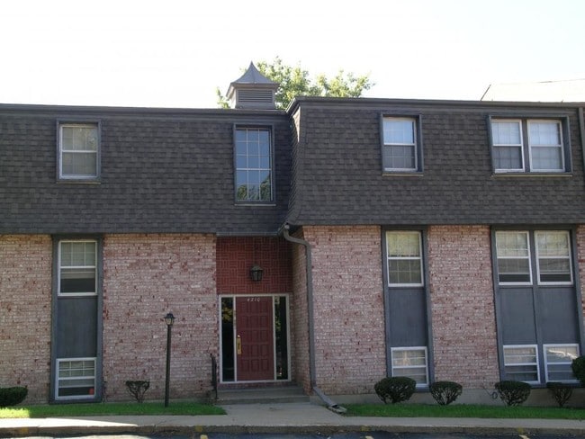 Greenfield Village Als Grandview Mo Apartments Com Primary Photo Greenfield Village