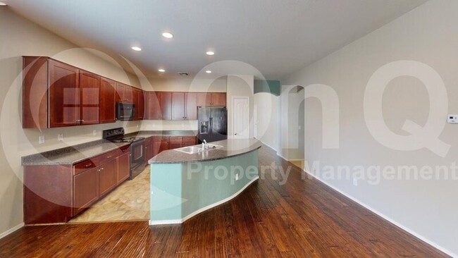 Foto del edificio - 11924 W Cypress St