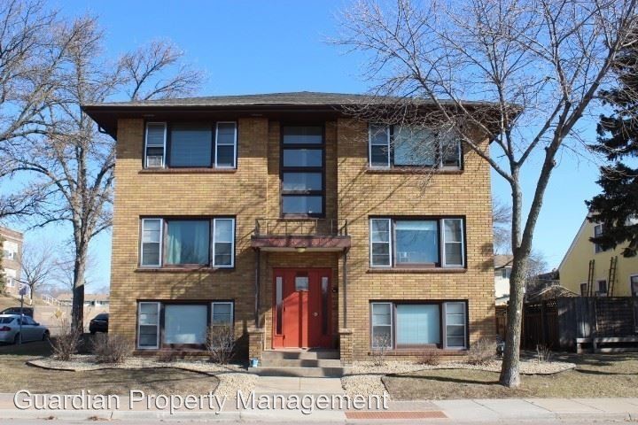 Primary Photo - 814 Mainstreet
