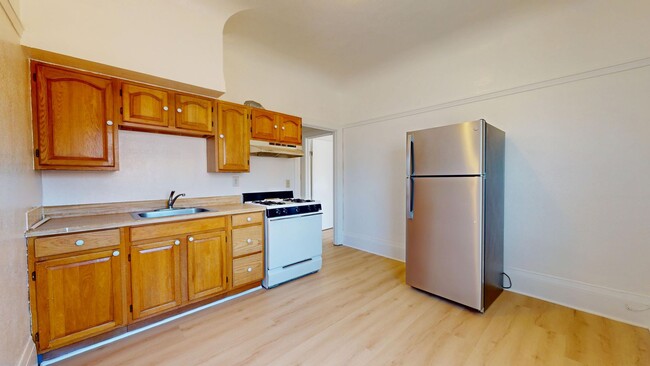 Building Photo - 1446 1st Ave