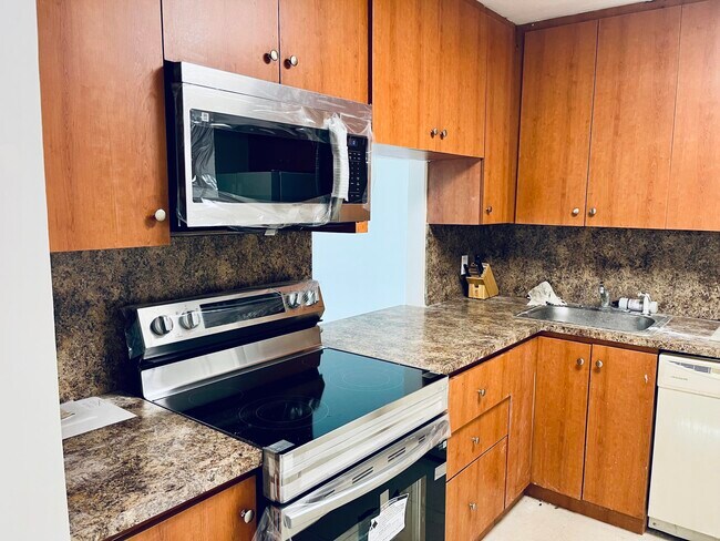 Foto del edificio - 1801 S Ocean Dr