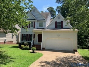 Building Photo - 11832 Park Forest Way