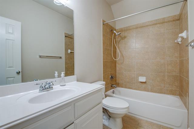 Foto del edificio - 12439 Waltham Dr