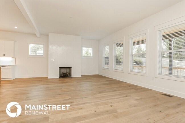 Building Photo - 1419 Preston Dr