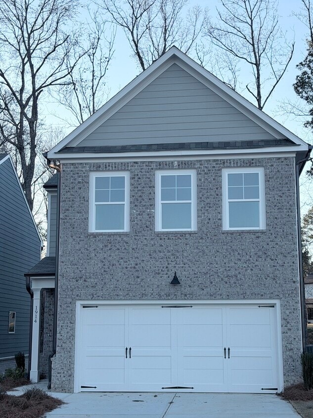 The Enclave At Mill Creek - The Enclave At Mill Creek