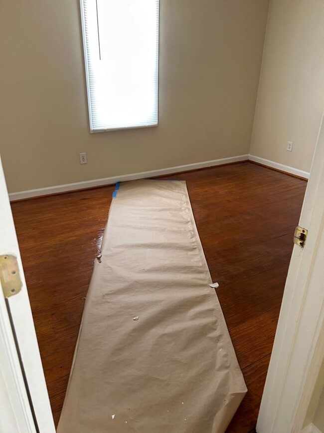 Building Photo - 734 Ferndale Ave