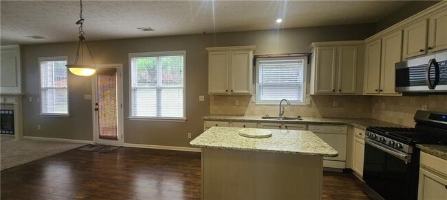 Foto del edificio - 2920 Cooper Woods Dr