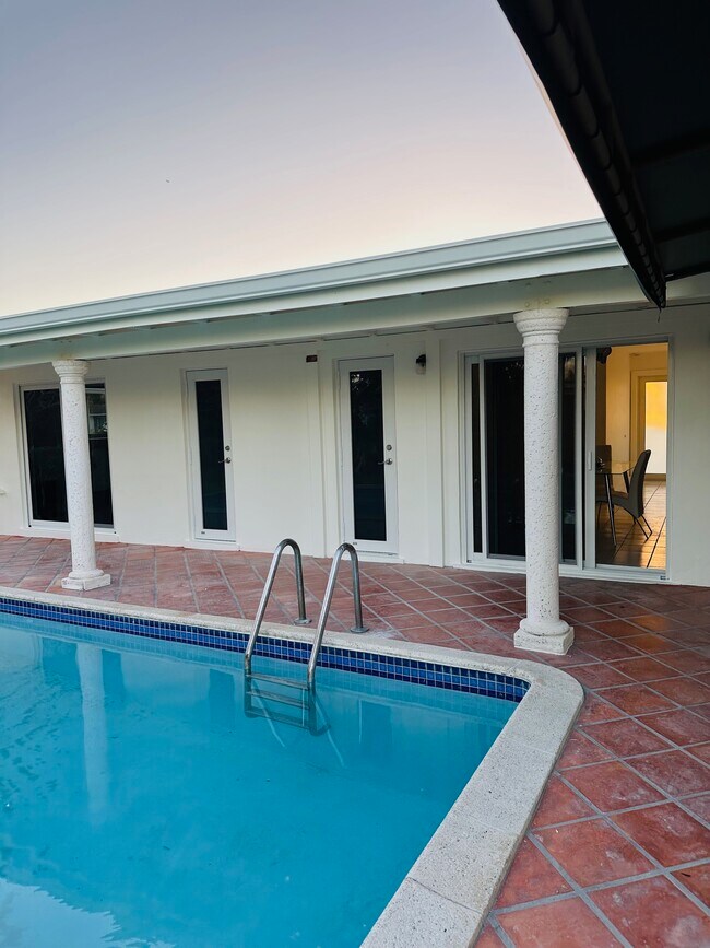 Foto del edificio - 3225 SW 94th Ave