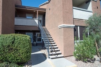 Building Photo - 555 E Silverado Ranch Blvd