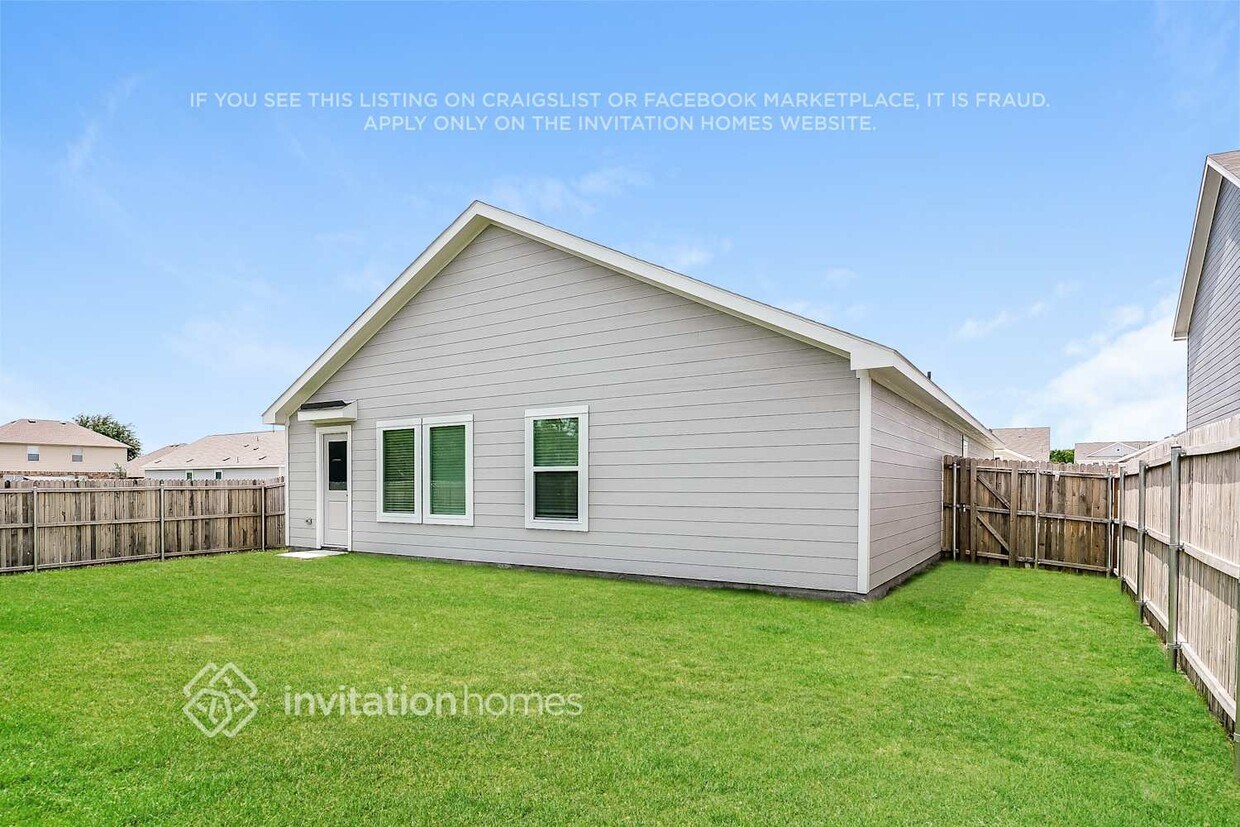 Building Photo - 7100 Landings Edge Rd