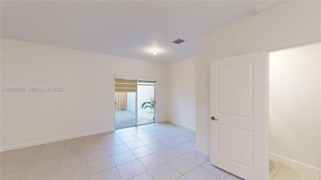 Foto del edificio - 12875 SW 243rd Terrace
